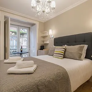 Lovelystay - Charming Douradoures I Apartamento Lisboa